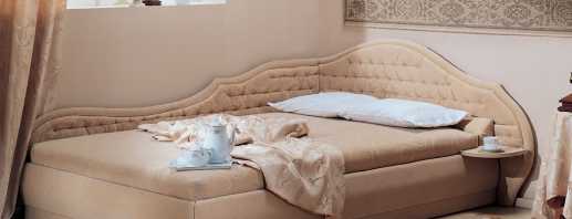 Kādas ir stūra divguļamo gultu īpašības, svarīgi izvēles kritēriji