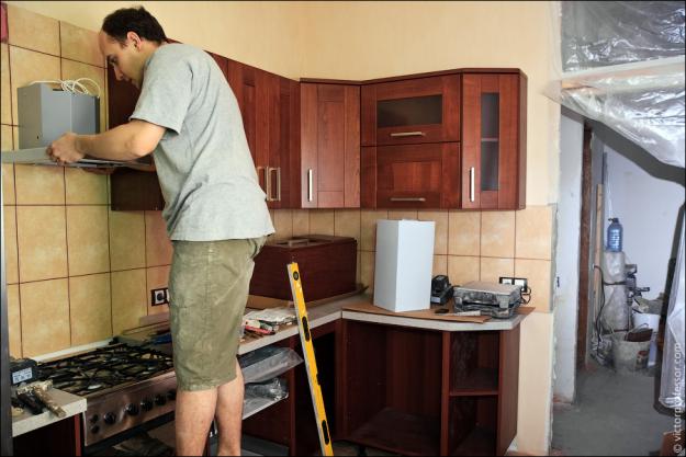 Virtuves mēbeļu remonts