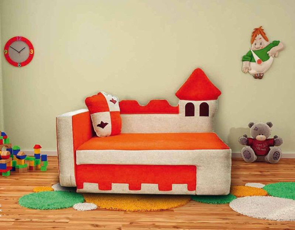 Oranžas mīkstās mēbeles bērna istabai