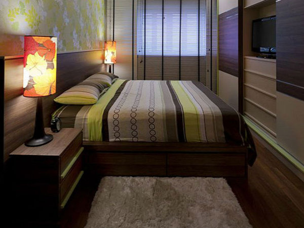 Praktisks un skaists mēbeļu izvietojums guļamistabā