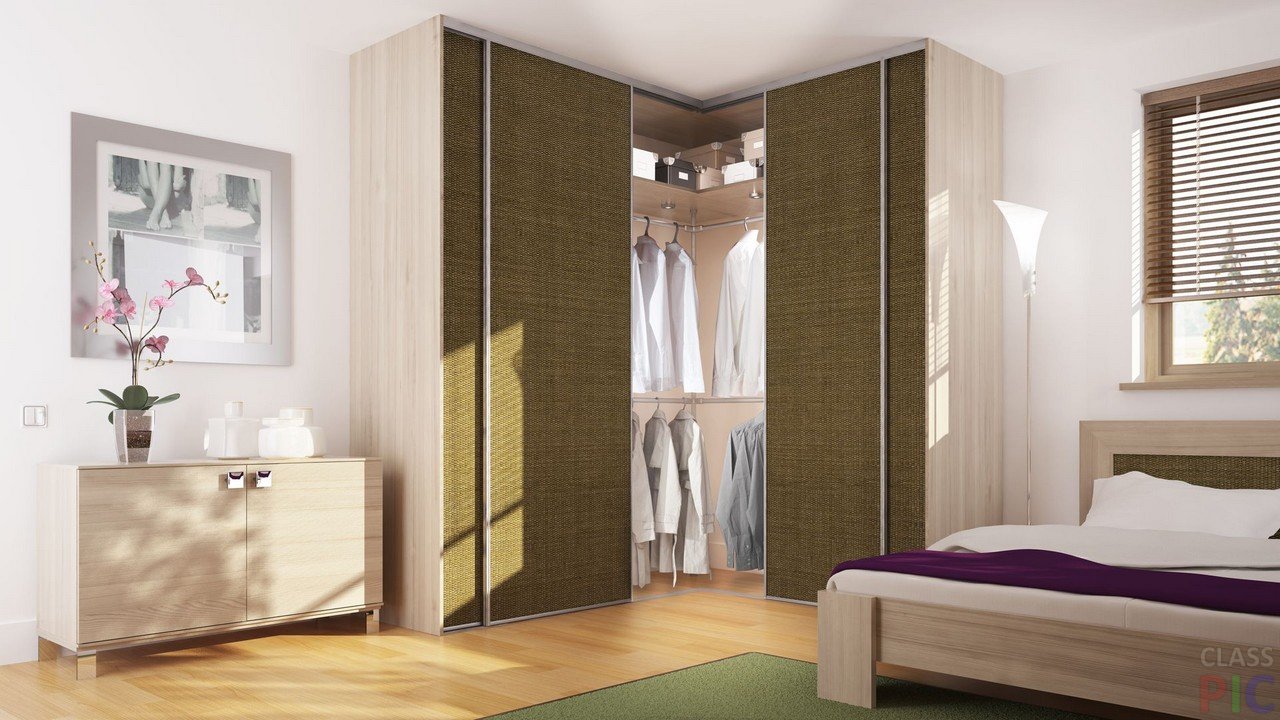 Garderobe ar tekstila durvīm guļamistabā