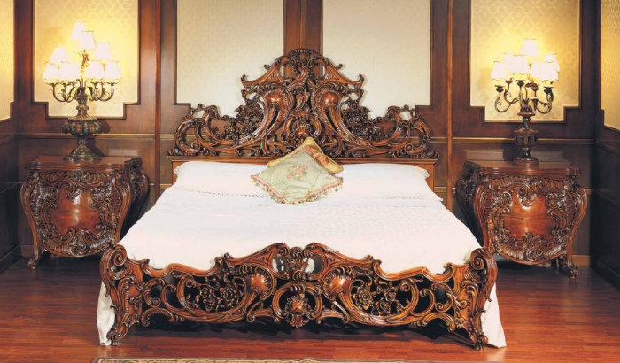 Skaistas baroka mēbeles