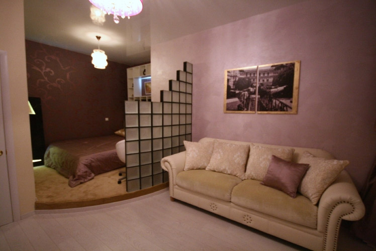 Dzīvojamās istabas-guļamistabas foto
