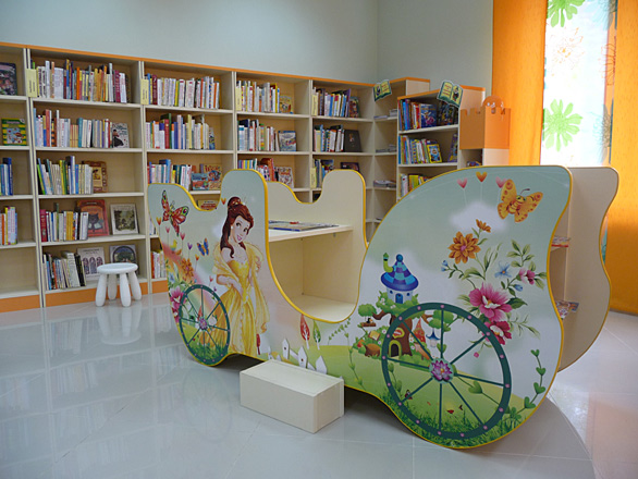 Bērnu bibliotēku mēbeles