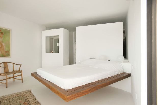 Guļamistaba ar oriģinālo gultu