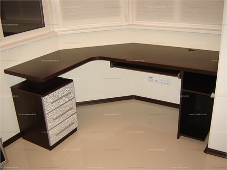 Stūra datora galds