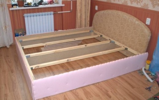 Rāmja izgatavošana divvietīgai gultai