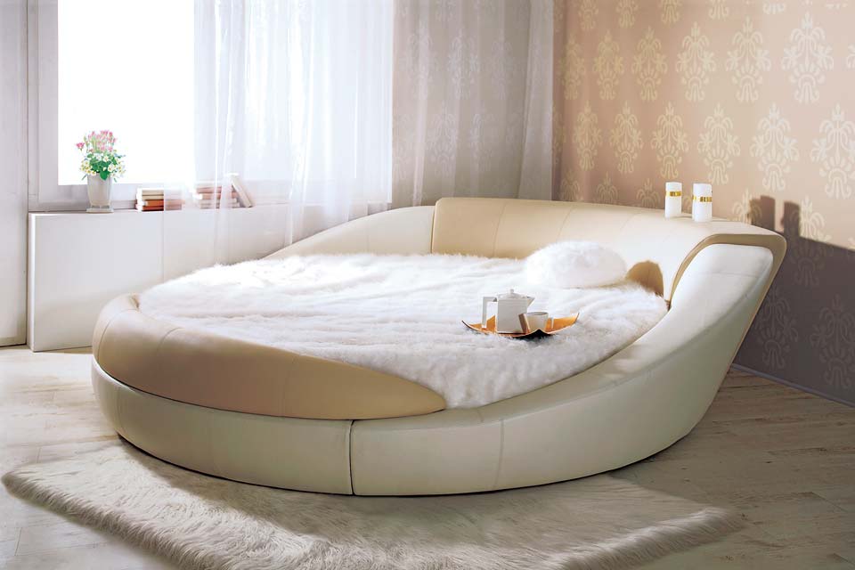 Apaļa divvietīga gulta
