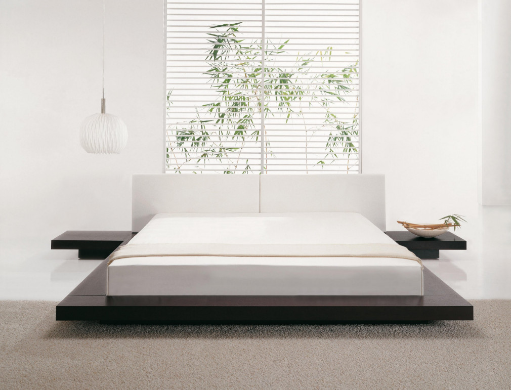 Oriģināls baltas gultas dizains