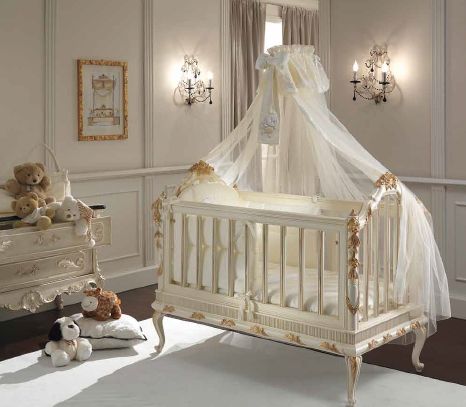 Baroka stils bērnu guļamistabas interjerā