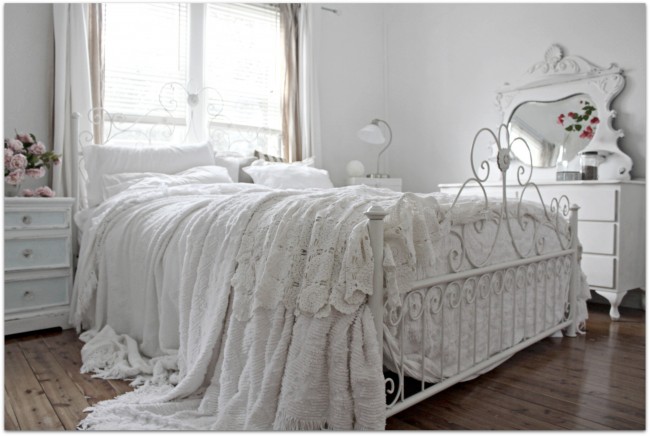 Balta skaista gulta