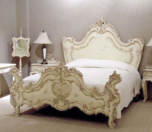 Franču guļamistabas franču gultas pamats