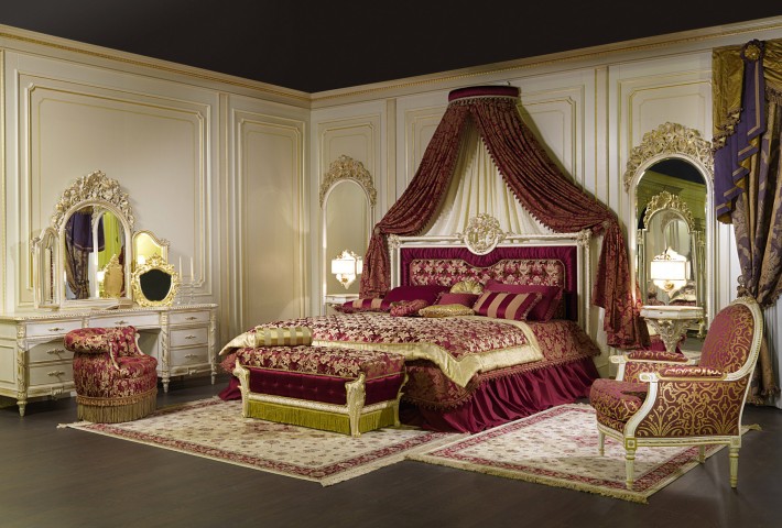 Karaliskā gulta