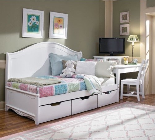 Balta gultiņa ar atvilktnēm