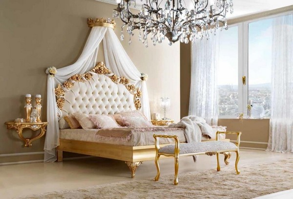 Klasiskā gulta no Itālijas