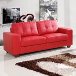 Sarkans dīvāns